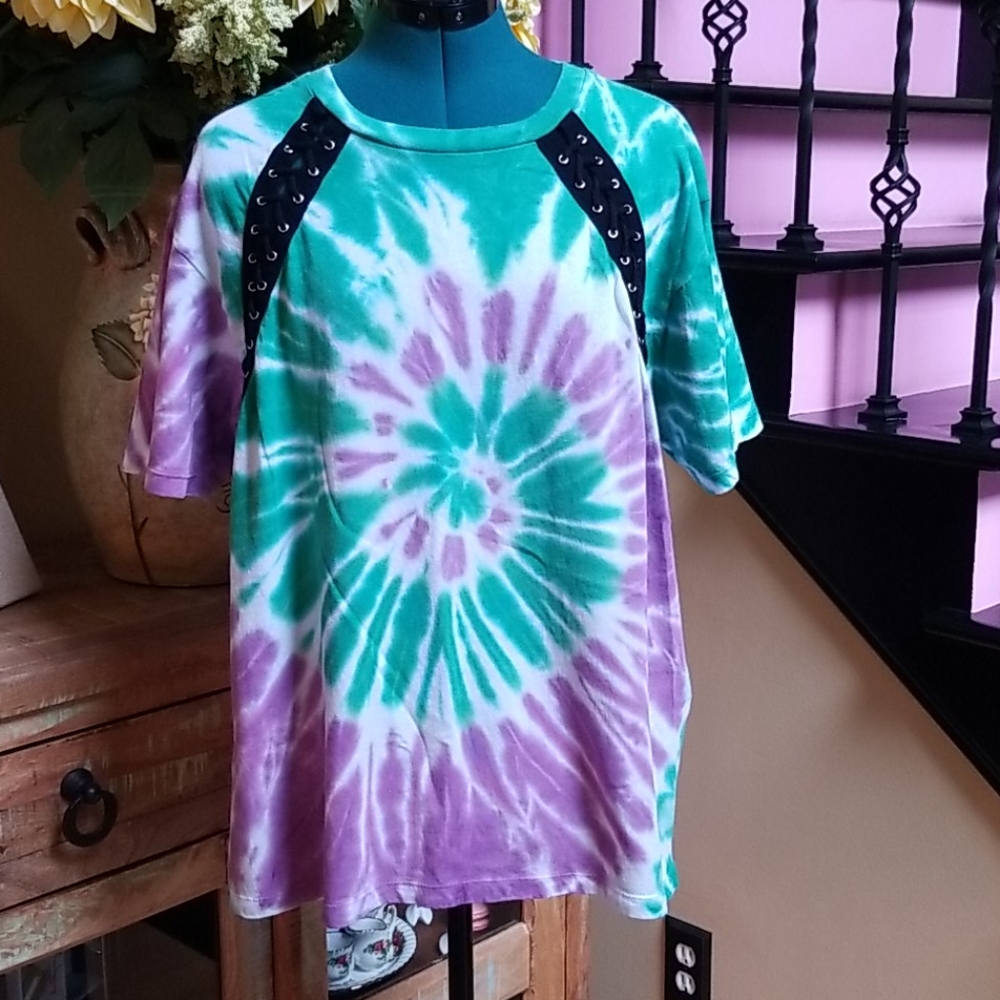 Forever 21 Tie Dye Tee - SZ M